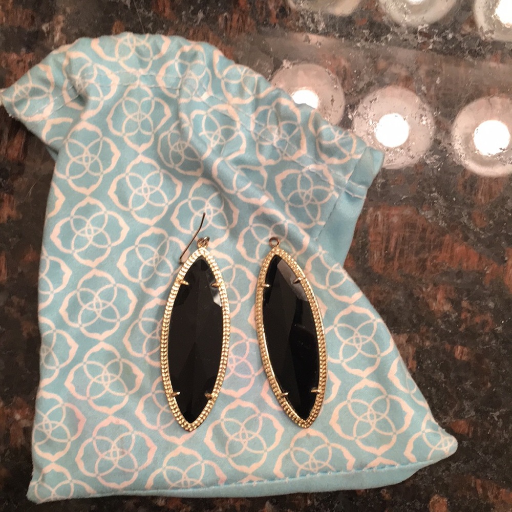 Black and gold Kendra Scott earrings